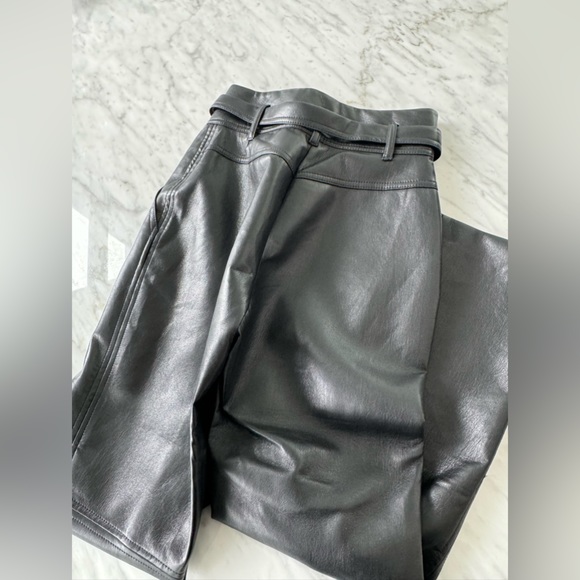 Aritzia Tie Front 00 - Picture 4 of 4